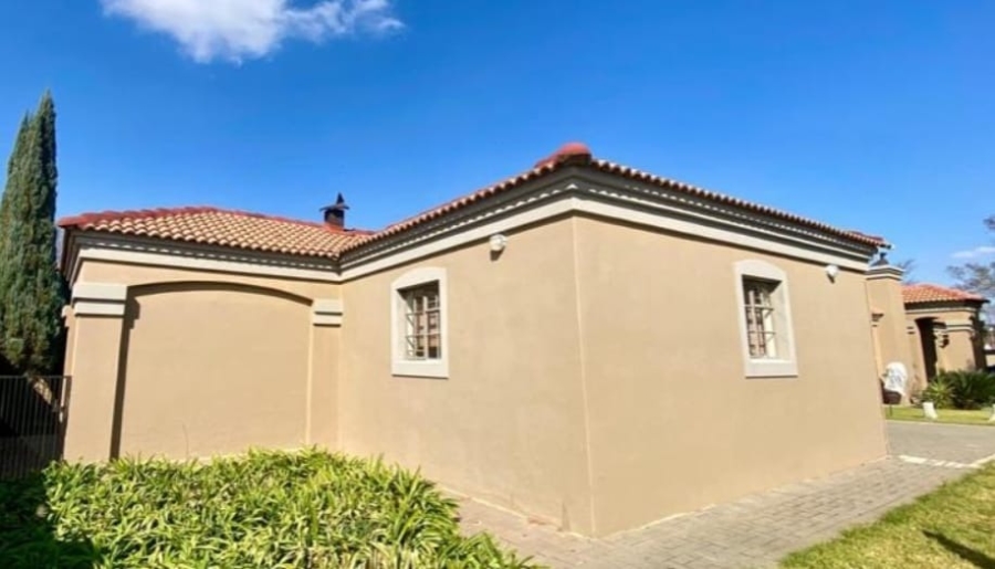 3 Bedroom Property for Sale in Kannoniers Park North West